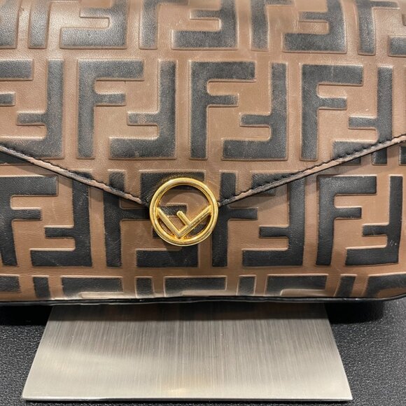 Fendi Small Crossbody/WOC Handbag (JB1354) - Picture 3 of 10